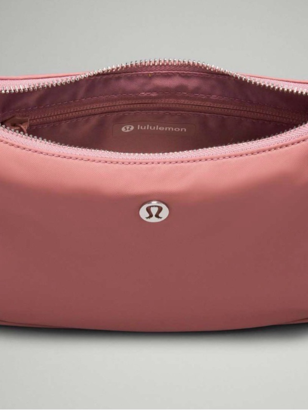 Lululemon Adjustable Mini Shoulder Bag 3L β Spiced Chai - Picture 4 of 7